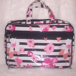 Mondella Makeup bag